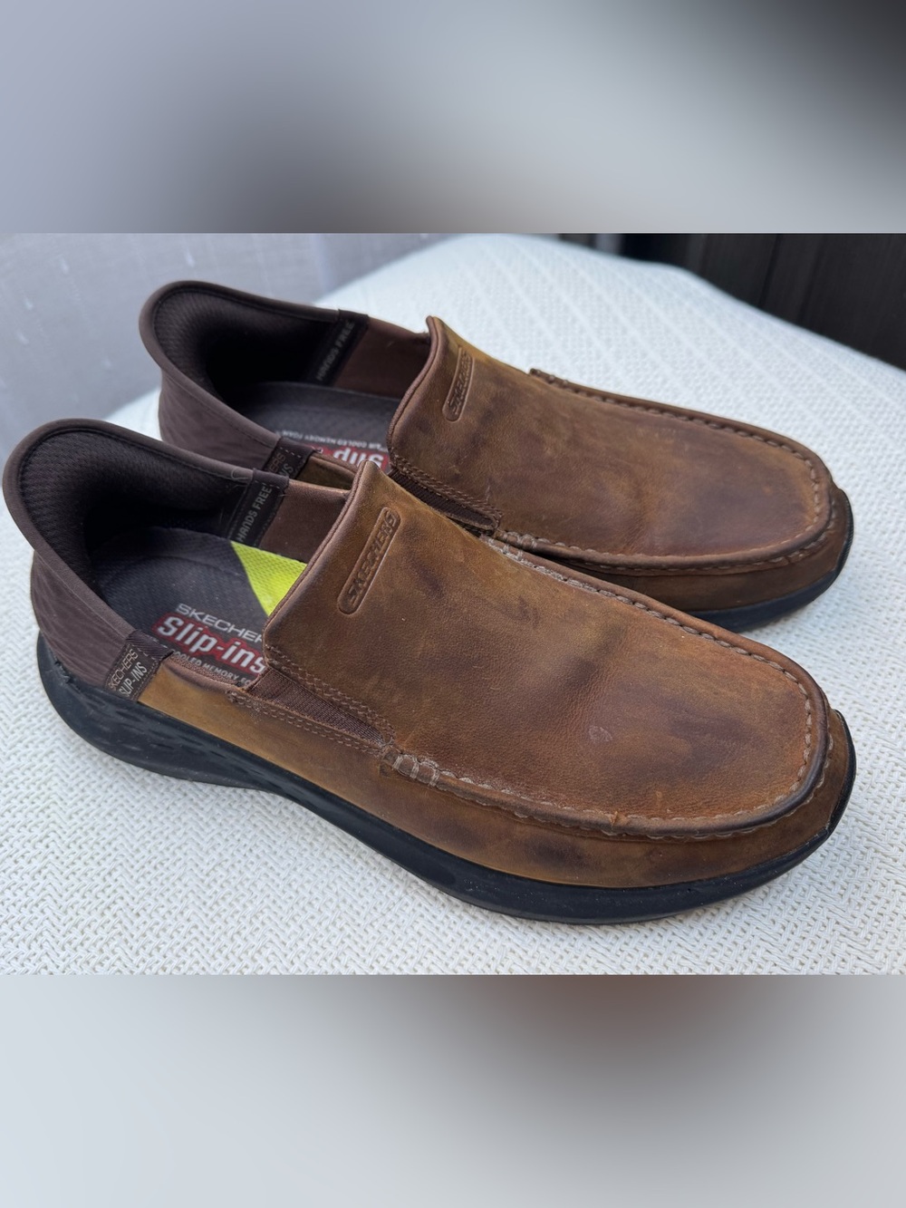 Skechers Slip Ins Men's Sz 9.5 Brown Leather Slip-In Casual Loafers